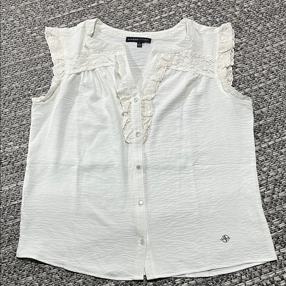 Adrienne Vittadini | White Cap Sleeve Blouse With Crochet Detailing